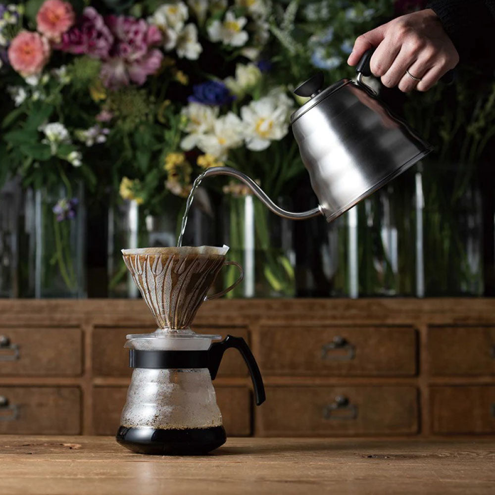 Hario V60 Pour Over Kit - Dripper Caffè Filtro con Filtri